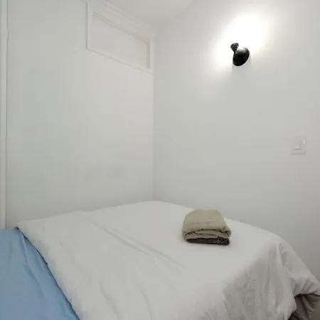 Furnished 2 Bedroom Midtown West Nyc, June To Aug 90 Days Required