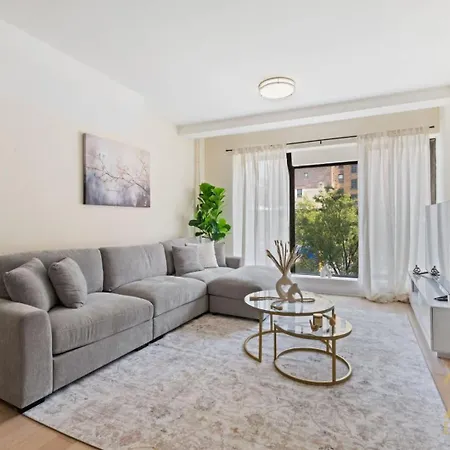 Chic 3br 2ba West Village With Private Oasis New York