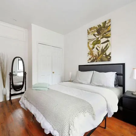 Furnished 2 Bedroom Midtown West Nyc, June To Aug 90 Days Required * New York