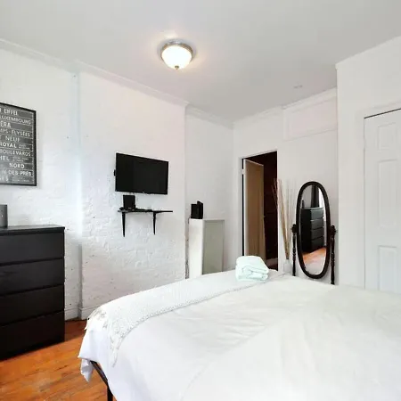 Apartment Furnished 2 Bedroom Midtown West Nyc, June To Aug 90 Days Required *