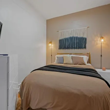 Apartment Upper West Side Furnished 1 Bedroom Apartment, June To Aug 90 Days Required New York