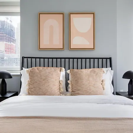 Midtown 1br W Doorman Gym Wd Nr Rock Center Nyc-1131 *