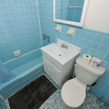 Charming Ues Studio, Walk To Subway & Park, June To Aug 90 Days Required Apartment *