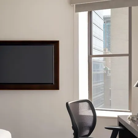 Martinique On Broadway, Curio Collection By Hilton New York