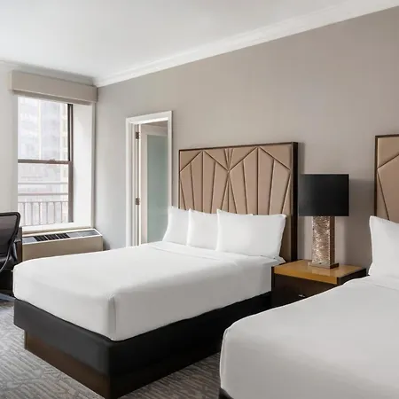 Hotel Martinique On Broadway, Curio Collection By Hilton