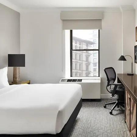 Hotel Martinique On Broadway, Curio Collection By Hilton