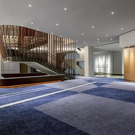 Conrad Downtown 5*