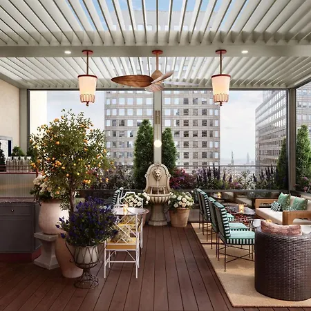 Conrad Downtown Hotel 5*