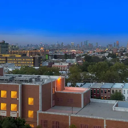 Wyndham Garden Brooklyn Sunset Park Hotel