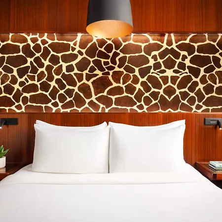 Hendricks Hotel 4*