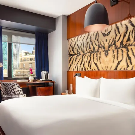 Hendricks Hotel 4*