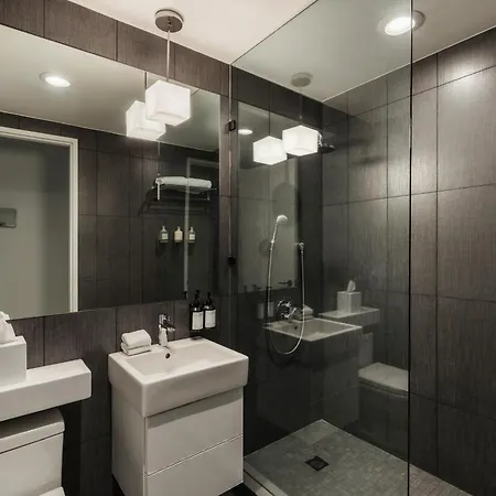 The William Midtown,