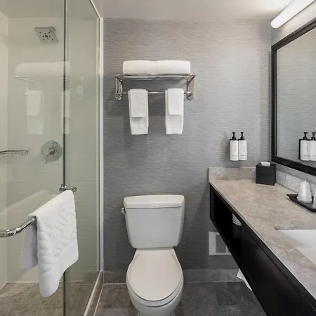 Distrikt City, Tapestry Collection By Hilton 4*