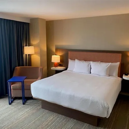 La Quinta & By Wyndham Queens Nyc Jfk Airtrain New York