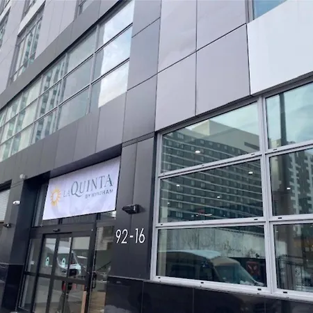 La Quinta & By Wyndham Queens Nyc Jfk Airtrain Hotel New York
