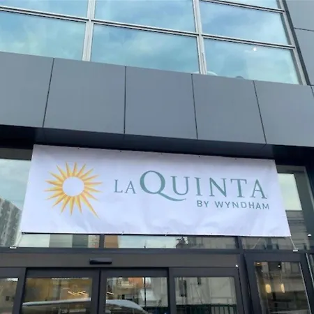 La Quinta & By Wyndham Queens Nyc Jfk Airtrain Hotel