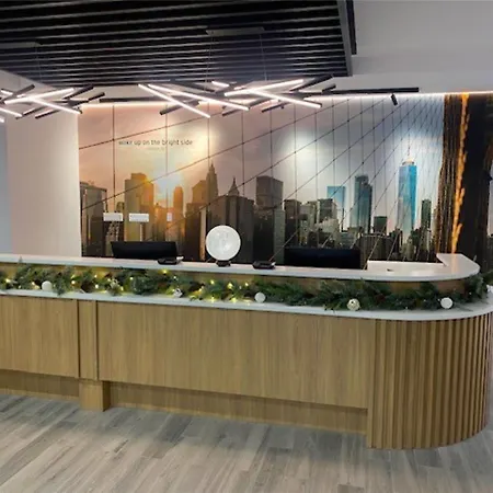 La Quinta & By Wyndham Queens Nyc Jfk Airtrain Hotel