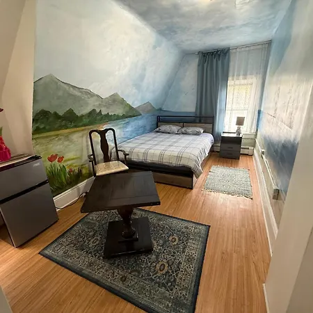 Homestay Classical American House *