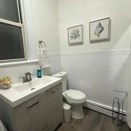 El Eden 2 Bedroom With Parking Space Close To Hospital *