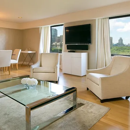 Luxurious Central Park South 2 Bedroom
