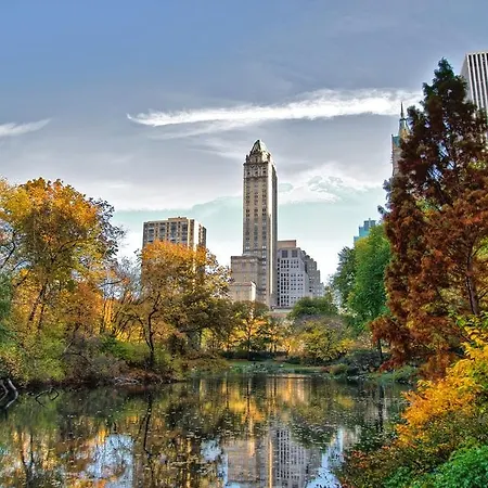 Luxurious Central Park South 2 Bedroom Apartment