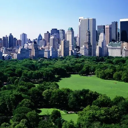 Magnificent Central Park South One Bedroom * New York