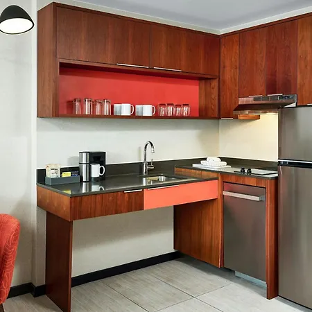 By Marriott Queens 3*
