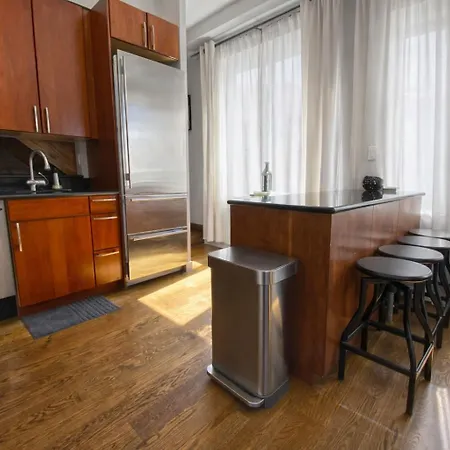 Gorgeous Three Bedroom West Village Townhouse Apartment New York