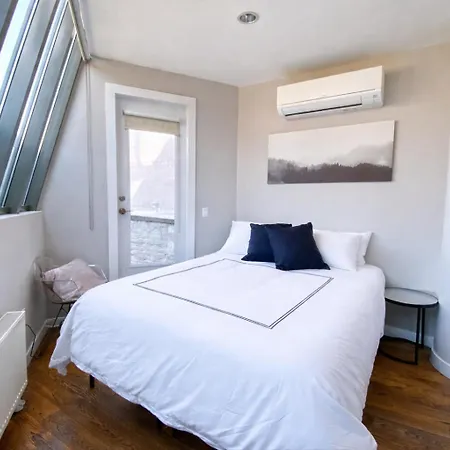 Gorgeous Three Bedroom West Village Townhouse Apartment New York