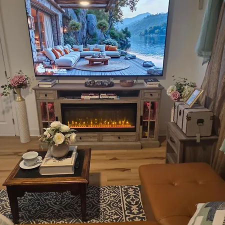 Brooklyn Luxury Homestay