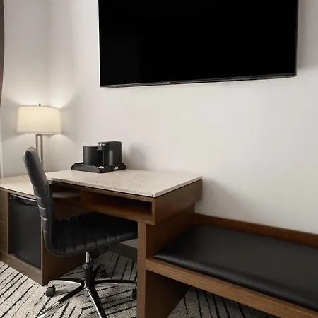Super 8 By Wyndham Bronx Near Stadium Hotel New York