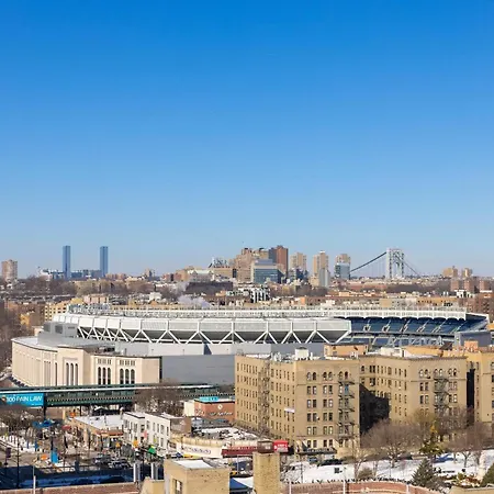 Super 8 By Wyndham Bronx Near Stadium Hotel 2*