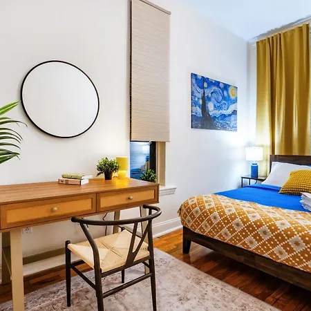 Apartment 3 Bedroom Cozy In Manhattan Valley