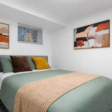 Apartment 2 Bedroom Cozy Gem Manhattan