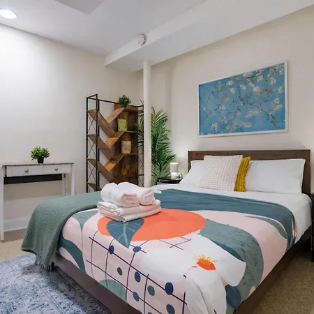 3 Bedroom Cozy In Manhattan Valley *