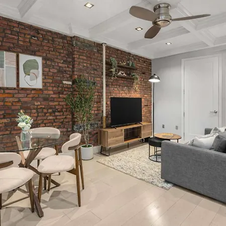 Bold Nyc In Fashionable Nolita * New York