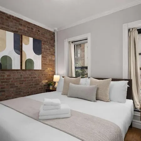 Sleek Lower East Side Retreat Apartment