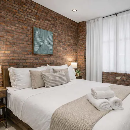Bold Nyc In Fashionable Nolita *