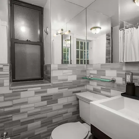 Sleek Lower East Side Retreat Apartment New York