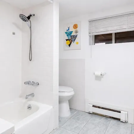 Apartment 2 Bedroom Cozy Gem Manhattan New York
