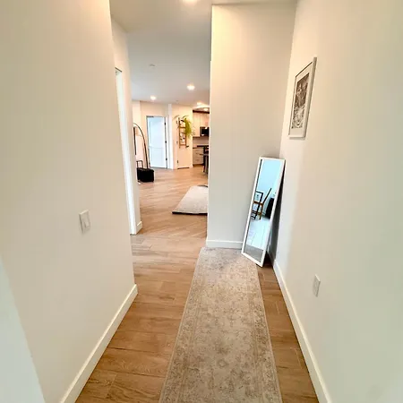 Peaceful Quiet Spacious New Modern Penthouse 3-bedroom With A Balcony * New York