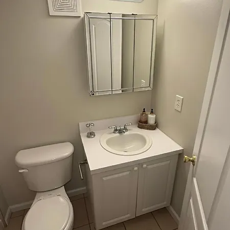 Basement Suite With Private Entrance *