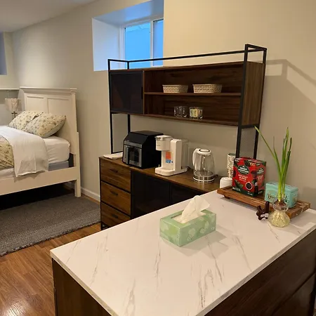 Basement Suite With Private Entrance New York