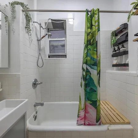 Apartment Downtown Manhattan Union Square 1br - Steps From Subway & Dining *