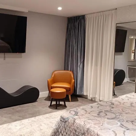 Hotel Rose Near Yankee Stadium