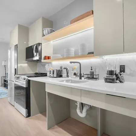 Hotel Stylish Brooklyn Retreat - Steps To G Train 5*