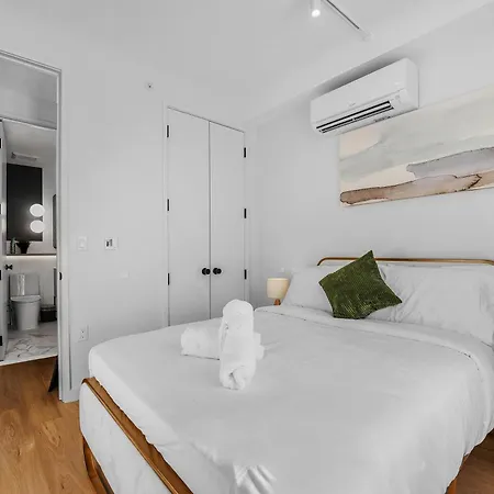 Stylish Brooklyn Retreat - Steps To G Train Hotel