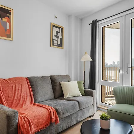 Stylish Brooklyn Retreat - Steps To G Train Hotel 5*