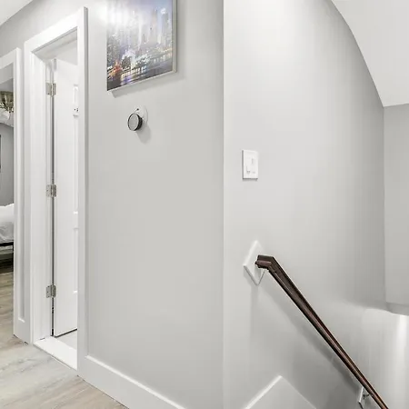 Holiday home Luxury 3 Bedroom Family Near Jfk Lga Nyc *