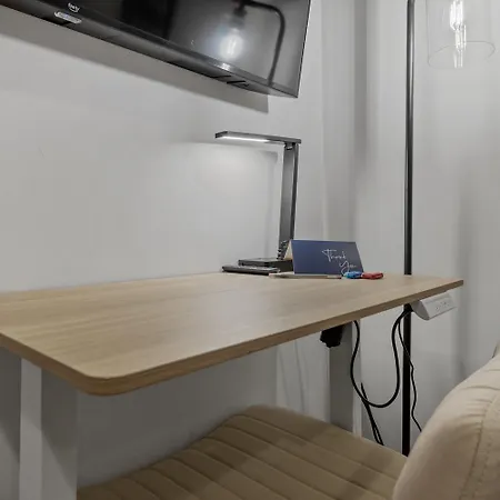 Times Square Heart - The Global Nook - Cozy Private New York
